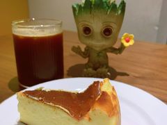 -Fridi Patisserie Cafe