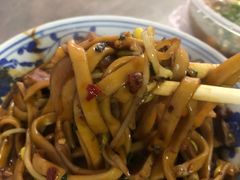 -珠宝街老左杂酱面馆