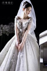 -欣薇婚纱(新源乐汇城店)