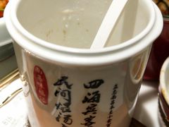 瓦罐肉坨汤-味福记·江西小炒·南昌小吃(青山湖万达店)