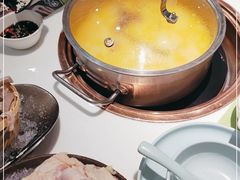 -洪氏嗨捞·猪肚鸡火锅(阳光天地店)
