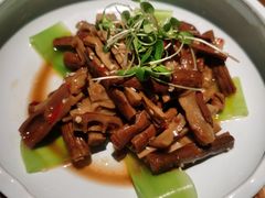 -渝半城经典川粤菜(重庆天地店)