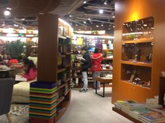 -博览书店(越秀悦汇天地店)