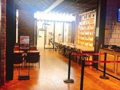 -CGV影城(滨江天街IMAX店)