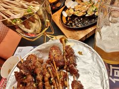-何师烧烤Pro ··江湖川菜·小龙虾·精酿啤酒(太古里旗舰店)