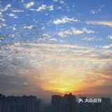 彩霞满天