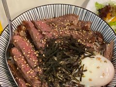招牌牛排丼-橘酱餐厅