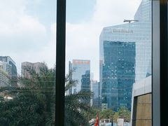 -大中华希尔顿酒店-念自助餐·嗨啤·小龙虾