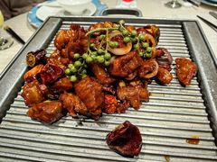 -品悦酒店(三林古镇店)