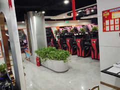 -鹏羽电竞馆(万盛东地铁站店)