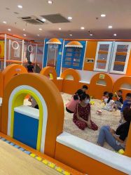 -爱婴室(上海浦建路店)