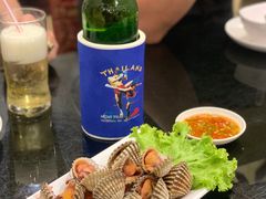 -J Daeng Seafood