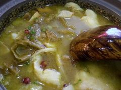 -周鱼小馆石锅酸菜鱼(活力汇店)