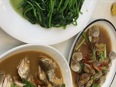 -鑫悦楼煎蟹·16年海鲜大排档