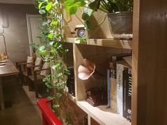 -HIGH FIVE哈福手工汉堡(桂林路店)