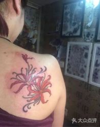 彼岸花-游刃刺青TATTOO纹身工作室