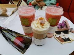 -奈雪的茶(亨特国际广场店)