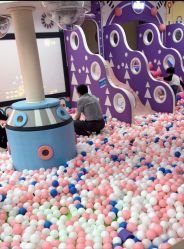 -孩子王童乐园(马群店)