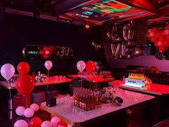 -温莎KTV(珠江路店)