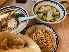 麻人抄手-正南齐北·老街糯米团(洪崖洞店)