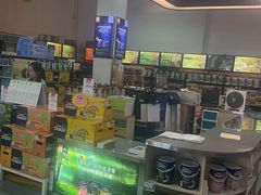 -百安居装修建材卖场(泰然店)