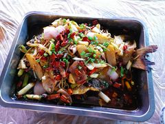 -金渝海鲜烧烤万州烤鱼店