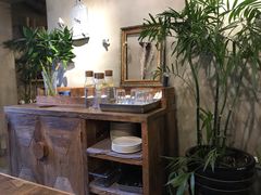 -HIGH FIVE哈福手工汉堡(桂林路店)