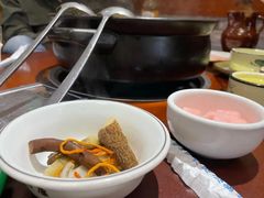 -菌之家·专业纯野生菌火锅·特色炒菌