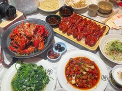 -肥肥虾庄·金牌油焖大虾(首义路店)