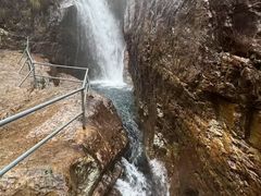 -庐山碧龙潭风景区