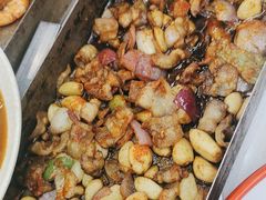 -老东镇啤酒屋海鲜加工·蒸汽海鲜·海鲜烧烤(台东店)