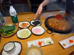 -红辣椒八爪鱼特色韩国料理专门店(远景路旗舰店)