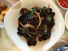 红鼎豆捞(街道口店)-红鼎豆捞(珞狮路店)