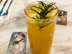春天-théATRE 茶聚场(王府中環店)