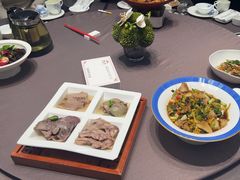 -香山湖家家宴(中山陵店)