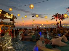 -FINNS Beach Club