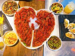 -龙巢盱眙龙虾·牛蛙·烧烤宵夜(八卦岭店)