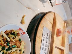 -陈大锅·岳阳鱼馆·地道岳阳菜(美食街店)