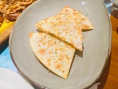 烤饼-HELLO MUSAE 拾光缪斯餐厅·纯正希腊风味(苏州中心店)