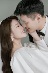 -挪娅婚纱摄影皇家会所