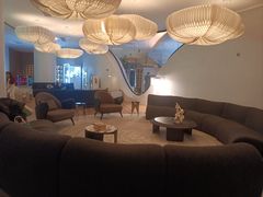 -涨巢·潮玩水疗局