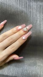 -小鸭梨影院式美甲