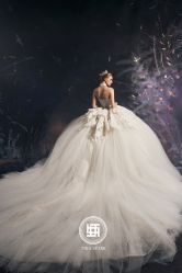 -Renee芮亦婚纱
