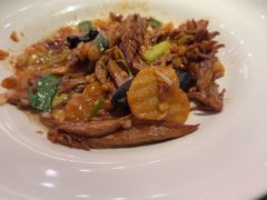 -闫府私房菜·老字号(恒隆店)