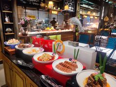 -领鲜活海鲜榴莲自助火锅(东门店)