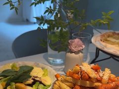 -春树下·树屋花房西餐厅(罍街AS1980店)