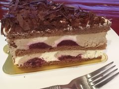 黑森林切角-BLAQ咖啡(骏豪店)