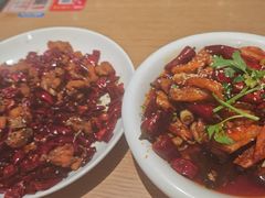 -渝信川菜 · 川味家常菜(财富购物中心店)