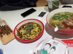 -清真·西域伙伴牛肉面·羊肉串(融创店)