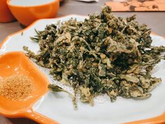 香炸花椒芽-向外鱼乐·土菜·虹鳟鱼